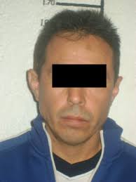 Un peligroso taxista y asaltante de pasajeras, de nombre Francisco Javier Zarate Luna de 41 años de edad, vecino del Centro de Jiutepec, conductor del auto ... - Francisco-Javier-Zarate-Luna-de-41-a%25C3%25B1os