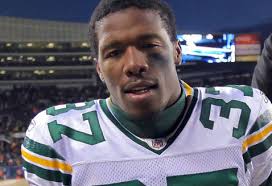 Melissa Lopez, the fiancee of Green Bay Packers baller Sam Shields says the football star left her homeless and abandoned last night with no means to ... - samshields