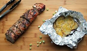 Quick and Easy Pork Tenderloin with Foil Packet Potatoes - Foody ...