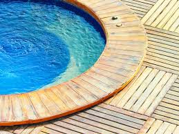 Revised title: Hot Tubs Linked to Deadly Spread of Legionnaires