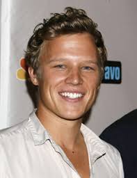 Letters to Juliet star Christopher Egan stopped by our offices to talk about his new movie with Amanda Seyfried (Are you excited to see it?). - sev-christopher-egan-dk0110