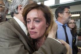 Ancora una foto della sorella di Stefano Cucchi, Ilaria, in lacrime dopo la sentenza (LaPresse) - cucchi15_941-705_resize