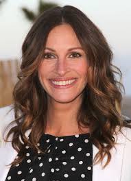 Actress Julia Roberts attends Heal The Bay&#39;s Bring Back The Beach Fundraiser on May 17, 2012 in Santa Monica, California. - Heal%2BBay%2BBring%2BBack%2BBeach%2BFundraiser%2B9tXQsYwdaTSl