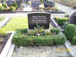 Grab von Josef Kneifel (04.10.1901-26.04.1978), Friedhof Rysum ...