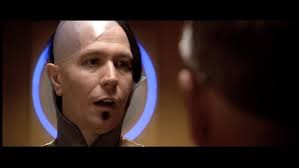 Poppy-Fields Movie Couch Of Fame: The Fifth Element - the-fifth-element-gary-oldman-1533104-852-480-558x314