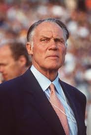 Rinus Michels Shared Photo. Is this Rinus Michels the Sports Person? Share your thoughts on this image? - rinus-michels-shared-photo-680951916