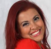 Paloma Santos, 31 anos, natural de Belo Horizonte. Iniciou sua carreira de humorista em 2008, ano este que ajudou a fundar o 1º grupo de ... - PalomaSantos2