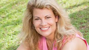 ... trials while filming “Survivor: Philippines,” but the former “Facts of Life” star has another challenge ahead of her: Recovering from West Nile Virus. - lisa-whelchel-smiling-660