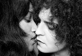 Marc Bolan and Gloria Jones - 11063321125_1451954716_b