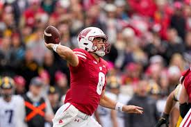 Wisconsin QB Tanner Mordecai out indefinitely after breaking his throwing hand in loss to ...