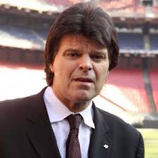 Mark Gastineau is a former American football player with a net worth of $35 million. Mark Gastineau built his net worth playing a leading defensive end. - 3333