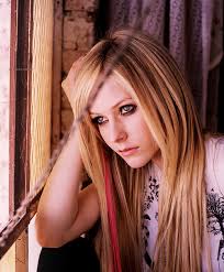 صور للمغنيه المحبوبه Avril Lavigne Images?q=tbn:ANd9GcRgK3nTh4vCn2rHh86iucT2lxCrJqWq9uCptx18FkWWDX-R9mY6JA