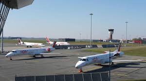 Nach Anschlagsdrohungen: Frankreich: Flughäfen wieder in Betrieb
