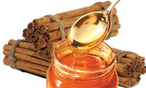 Imagini pentru Efecte terapeutice ale amestecului de miere, scortisoara si nuci