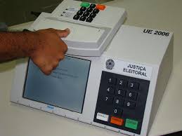 Resultado de imagem para imagens de urnas eleitorais