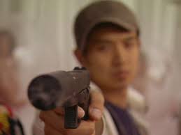 ... one of Don Kim&#39;s thugs uses a Glock 17 fitted with a sound suppressor. - 600px-CrankGlock17supressed-1