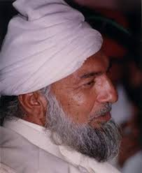 The international Spiritual Movement, Anjuman Sarfroshan e Islam, International was founded by Hazrat Syedna(Our Lord) Riaz Ahmed Gohar ... - Closeup-Sarkar_6