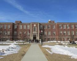 University of Massachusetts Amherst online school for IT engineering