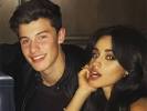 camila cabello and shawn mendes kissing
