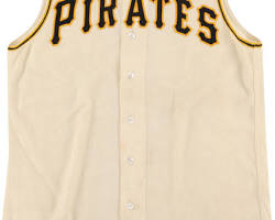 Image of Pirates' jersey from the 1960s