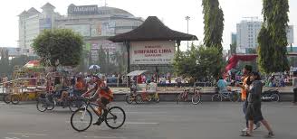 Image result for Simpang Lima semarang foto