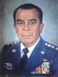 General Federico Rincón Puentes. Tocaima, Cundinamarca, 14 de agosto de 1924. Ingresó a la Escuela Militar de Cadetes el 16 de febrero de 1941 de donde se ... - grfedericorinconpuentes1974_1977