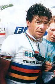 Gianni BUGNO né le 14 février 1964 à Brugg. 1980 (débutant) Champion d&#39;Italie de poursuite - bugno_gianni