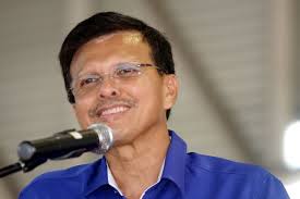 KUALA LUMPUR: Former Cabinet minister Datuk Raja Nong Chik Raja Zainal Abidin is suing Lembah Pantai MP Nurul Izzah Anwar and two others for allegedly ... - IMG_7668