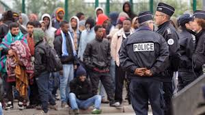 Résultat de recherche d'images pour "Immigrés bloqués à Calais Images"