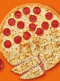 This Little Caesars Pizza Is Half Pizza, Half Breadsticks in 2022 ...