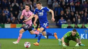 "Leicester City and Everton Share Spoils in Tumultuous Encounter"