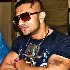 Punjabi rapper Yo Yo Honey Singh has some major trouble coming his way. The Punjab and Haryana High Court today slammed the Government of Punjab for not ... - honeysingh-4