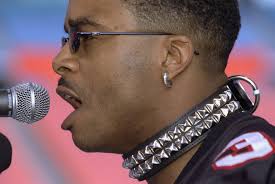 Throughout the week leading up to Super Bowl XXXIII between the Broncos and Falcons in 1999, Atlanta defensive back Ray Buchanan — after winning Media Day ... - ray-buchanan-1999