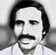 Ayant pour origine Sidi Daoud, (Boumerdes), Mohamed ZERBOUT est né le 10 février 1936 dans le quartier de Zoudj Ayoun (Basse Casbah). - 1910376163_1