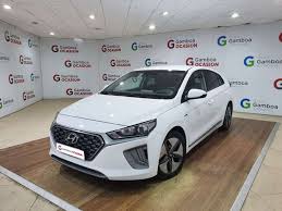 Hyundai IONIQ Sedán en Blanco ocasión en MADRID por € 15.488,-