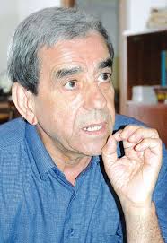 Mohand Issad est un éminent juriste et professeur en droit international. Il a été chargé par le président de la République, en juillet 2001, de diriger la ... - Mohand-issad-3
