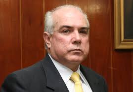 &quot;Jorge Visbal Martelo está listo para dar la pelea&quot;: Defensa. PARAPOLITICAEl exembajador de Colombia en Perú fue trasladado del búnker de la Fiscalía al ... - 301180_162455_1
