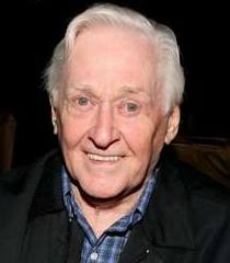 Alan Young. Birth Place: North Shields, Tyne and Wear, England, U Date Of Birth: Nov 19, 1919. Voice Over Language: English - actor_1222