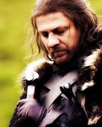 Eddard Stark....señor de Invernalia Images?q=tbn:ANd9GcSmDIcBoGkq9CnrPbG_u92ulsfrwcgj-Vv4CoB2Ep3mIPYXMKuBSA