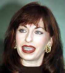 LAP98111501 - 15 NOVEMBER 1998 - LOS ANGELES, CALIFORNIA, USA: An emotional Paula Jones, pictured in this file photo, said, &quot;I feel that I have won,&quot; when ... - LAP98111501