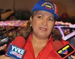 Este sábado serán presentados los equipos políticos parroquiales y municipales del Partido Socialista Unido de Venezuela (PSUV), en los estados Bolívar y ... - yelitza-santaella-fidel-ernesto-vasquez1
