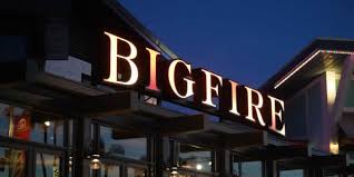 Bigfire Grill at Universal CityWalk offers lakeside views and ...