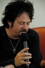 <b>Steve Lukather</b> 09.11.2012 in Berlin - 09-11-2012-22129