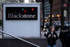 "Blackstone and Thomson Reuters Consortium Sells LSEG Shares at Discount for $3.4 Billion"