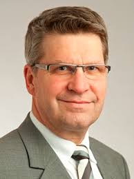Schulwerks): Armin Imhof (Stellvertretender Vorsitzender); ...