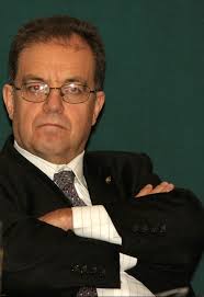 Óscar Giraldo, presidente del CNE. // - OSCAR%2520GIRALDO