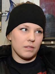 Elina Öhman, världens bästa kvinnliga skotercrossförare. - Elina-%25C3%2596hman