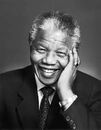 Quand Nelson Mandela a tenu son premier discours en public, après quasiment trente ans dans les geôles du régime de l&#39;apartheid, Sihaam et Moutie Abrahams ... - Nelson-Mandela-ancien-president-sud-africain-madiba-mort