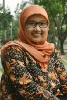 Najmu Laila Sopian graduated from the University of Indonesia Law School in 2012. She won many distinctions during her student days. - 67