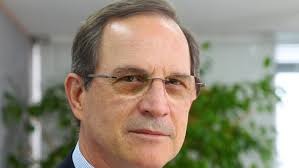 Luiz Fernando Furlan, Minister of Development, Industry and Foreign Trade of Brazil from 2003. The world is entering a dangerous phase in which many ... - Luiz-Fernando-Furlan